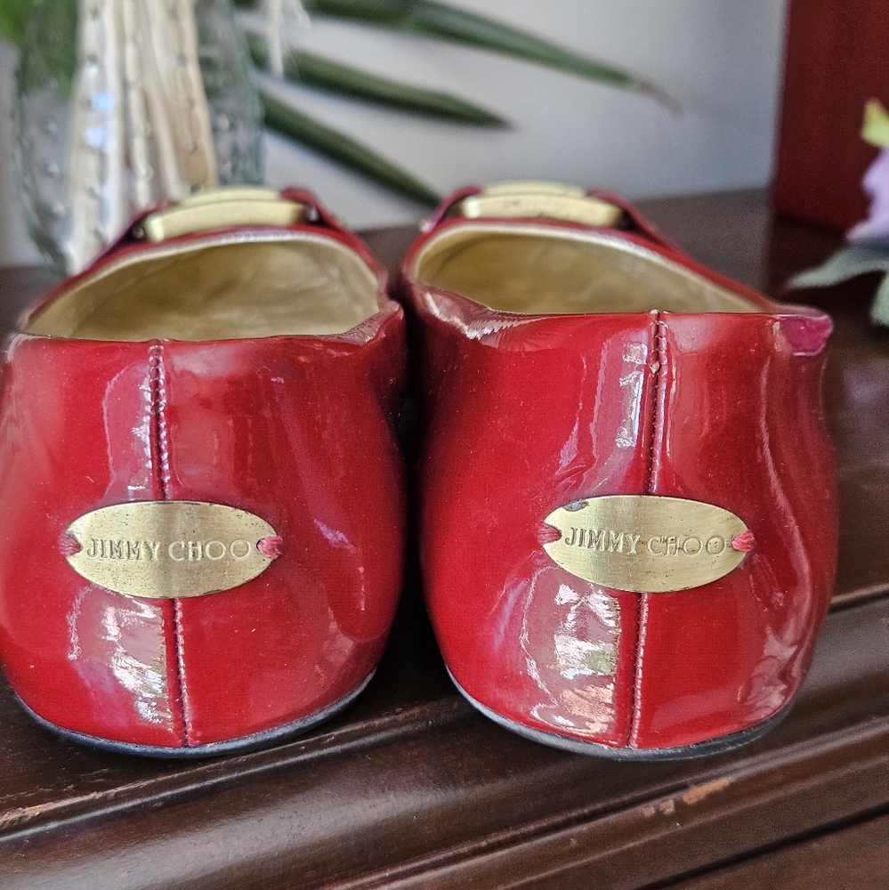 Jimmy Choo Glossy Patent Leather Red Flats with Gold Accents - Size 38.5 - Picture 14 of 15